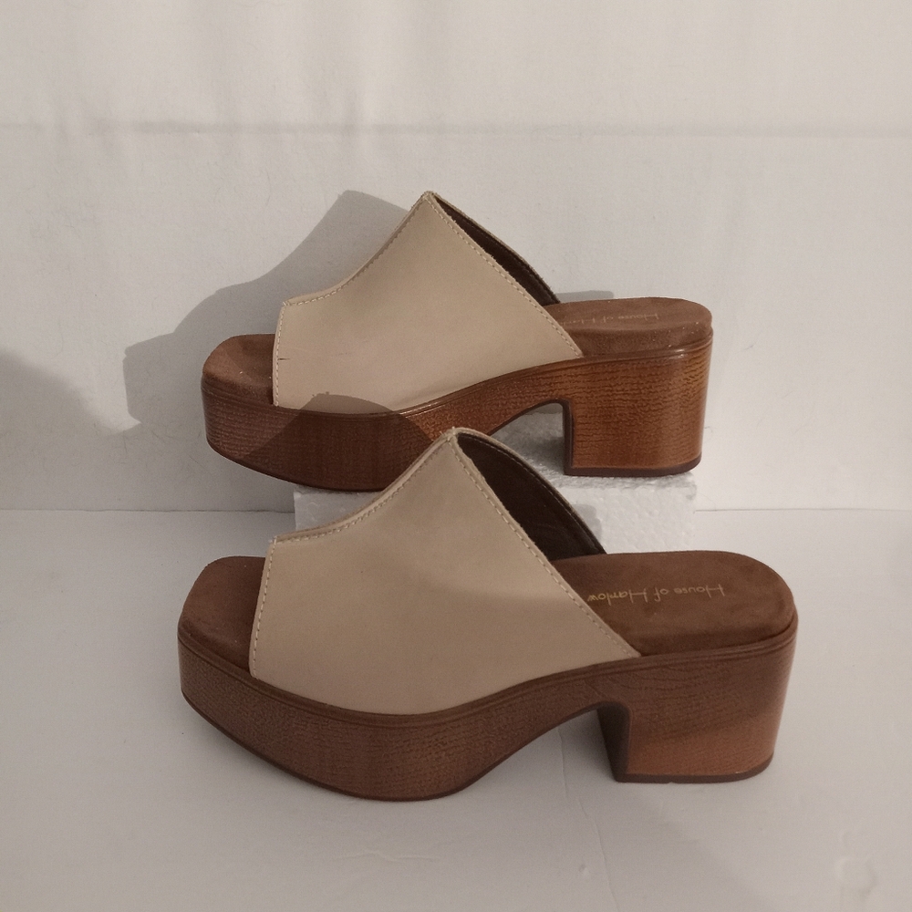 Cream and Brown Mules with Chunky Heel and Smooth Leather